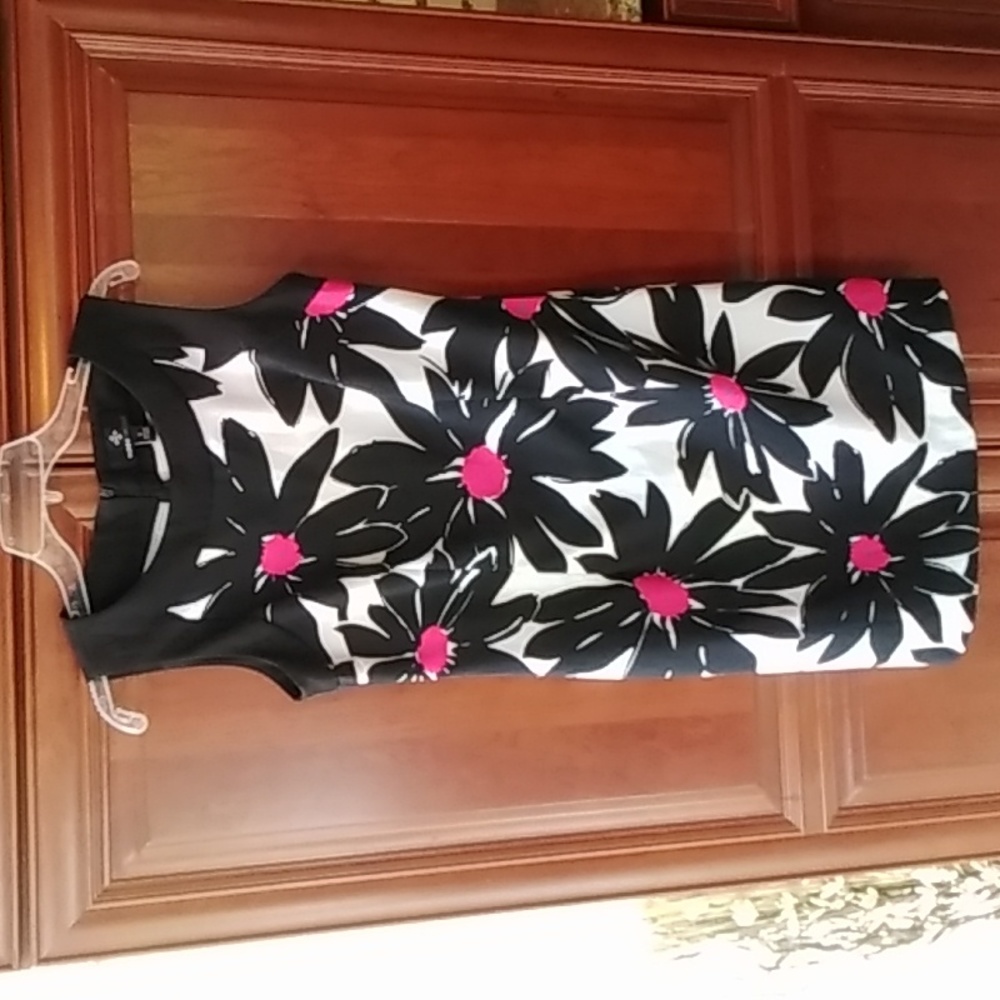 Ronni Nicole dress